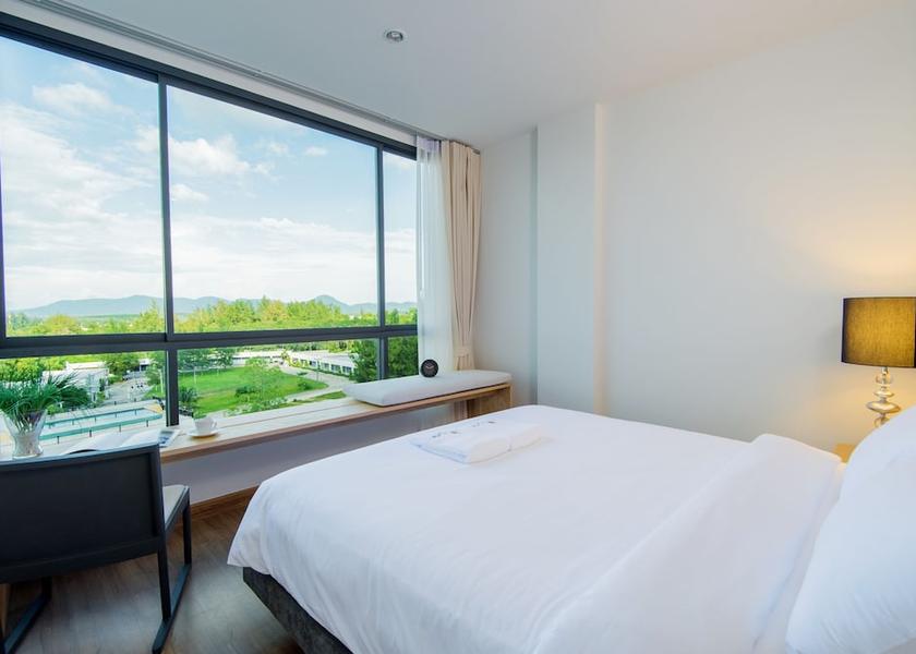 Phuket Choeng Thale Room