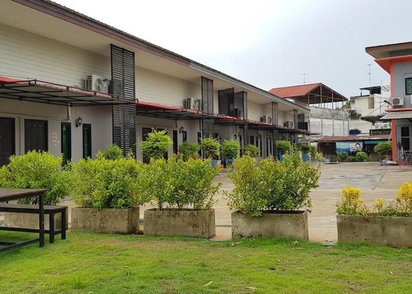 Prachin Buri Province Kabin Buri Property grounds