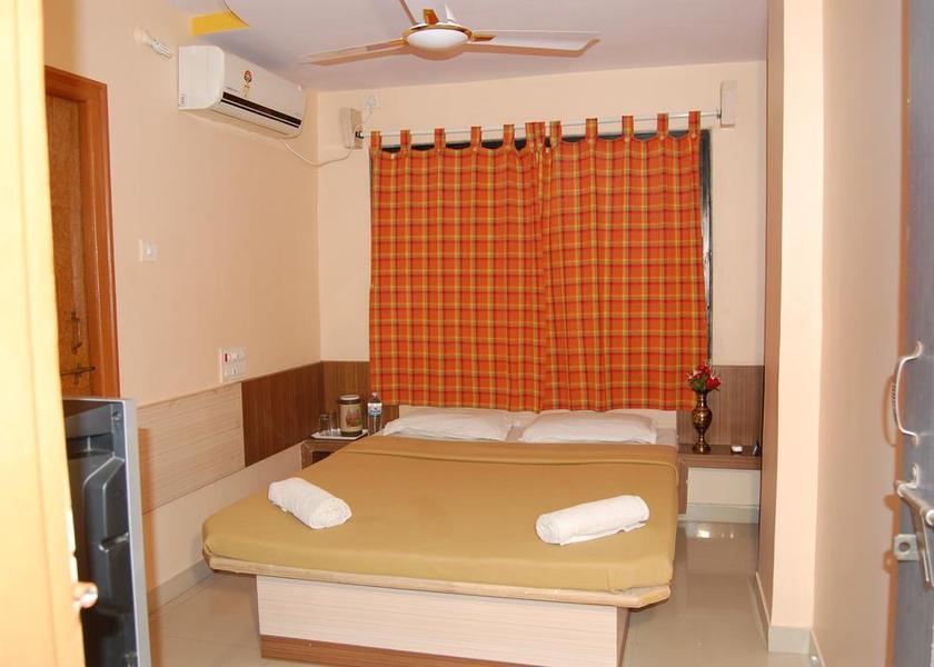 Maharashtra Shirdi 1025