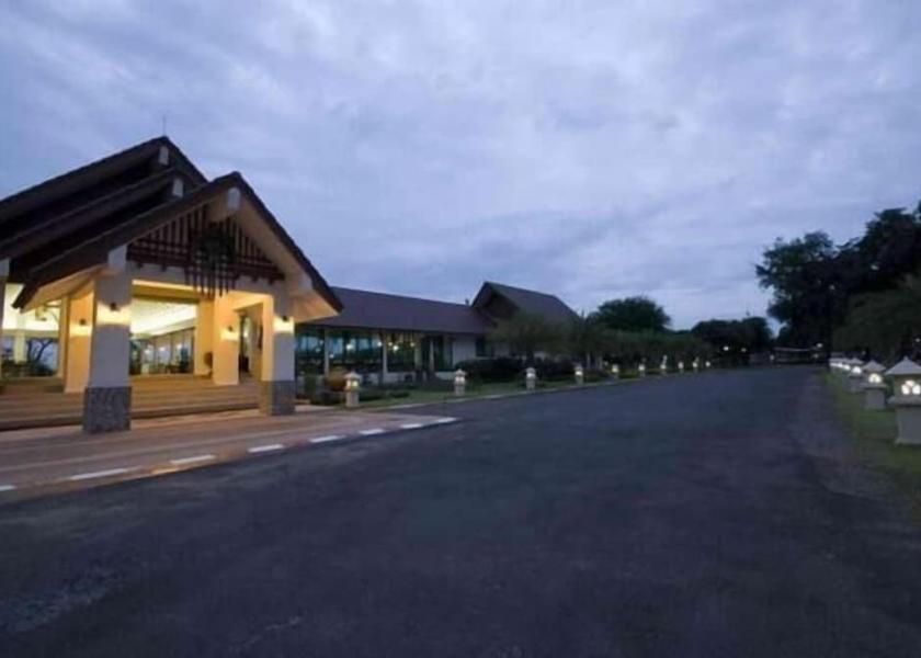 Nakhon Ratchasima Nakhon Ratchasima Exterior Detail