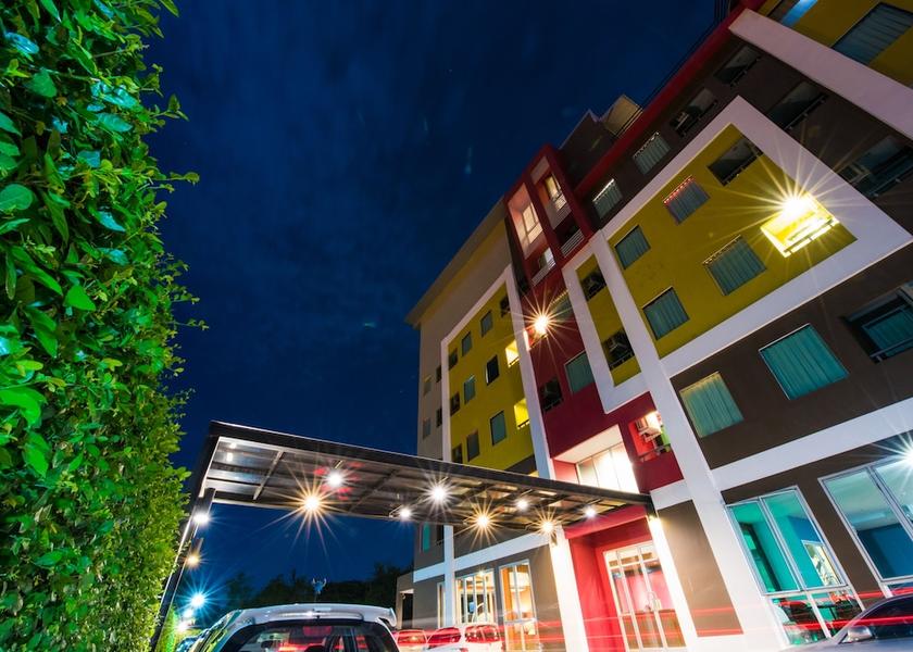 Nakhon Pathom nakhon pathom Primary image