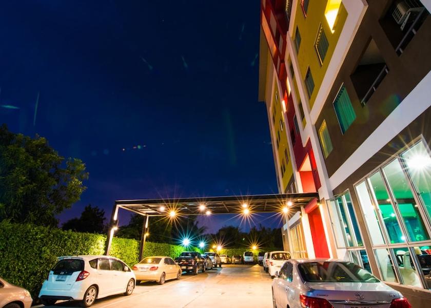 Nakhon Pathom nakhon pathom Facade