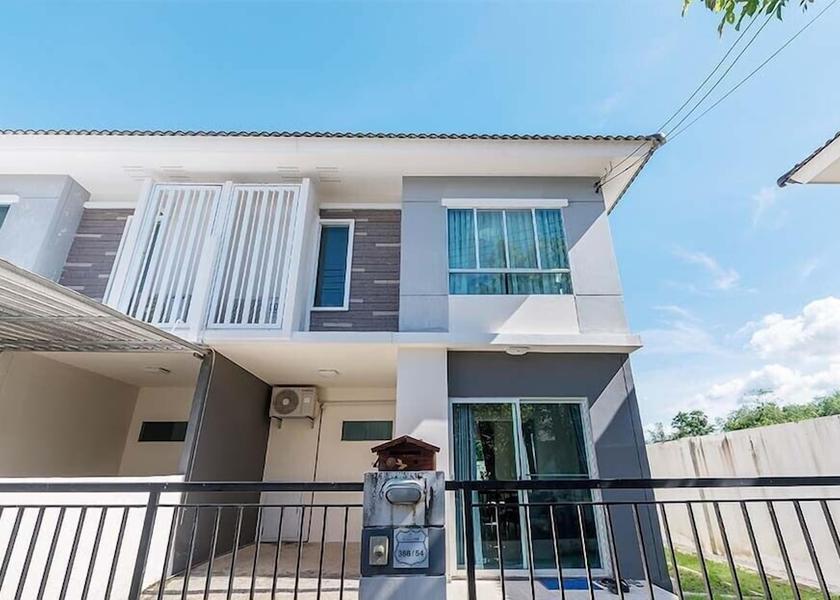 Phuket Thep Kasattri Exterior Detail