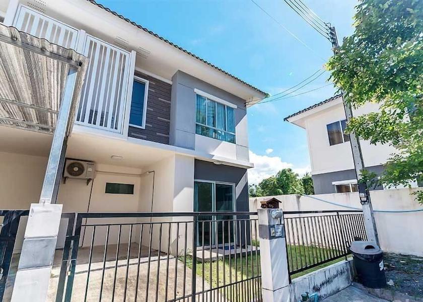 Phuket Thep Kasattri Exterior Detail