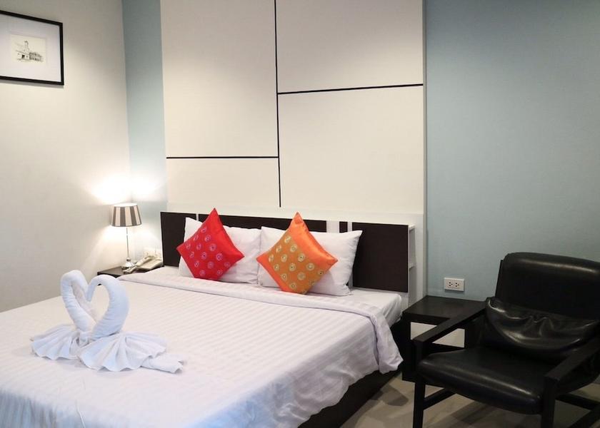 Phuket Ratsada Room
