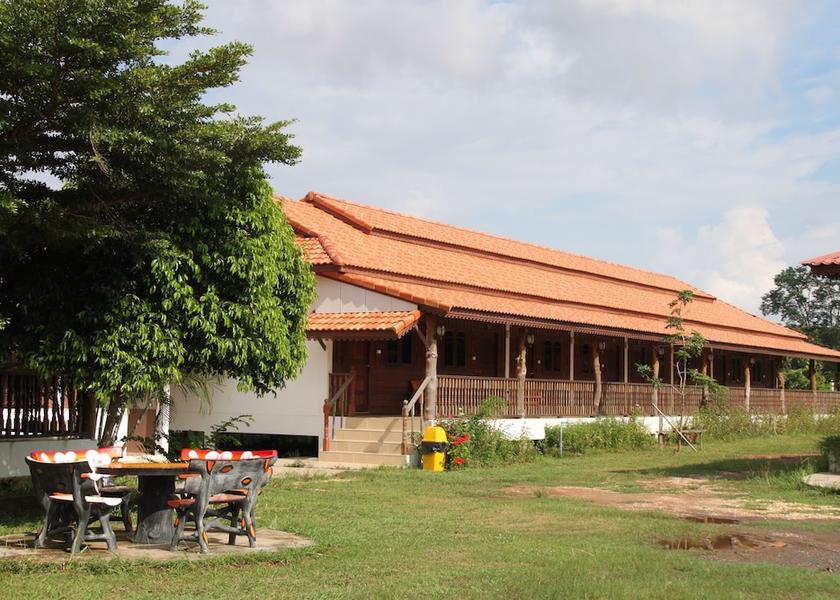 Ubon Ratchathani Pho Sai Porch