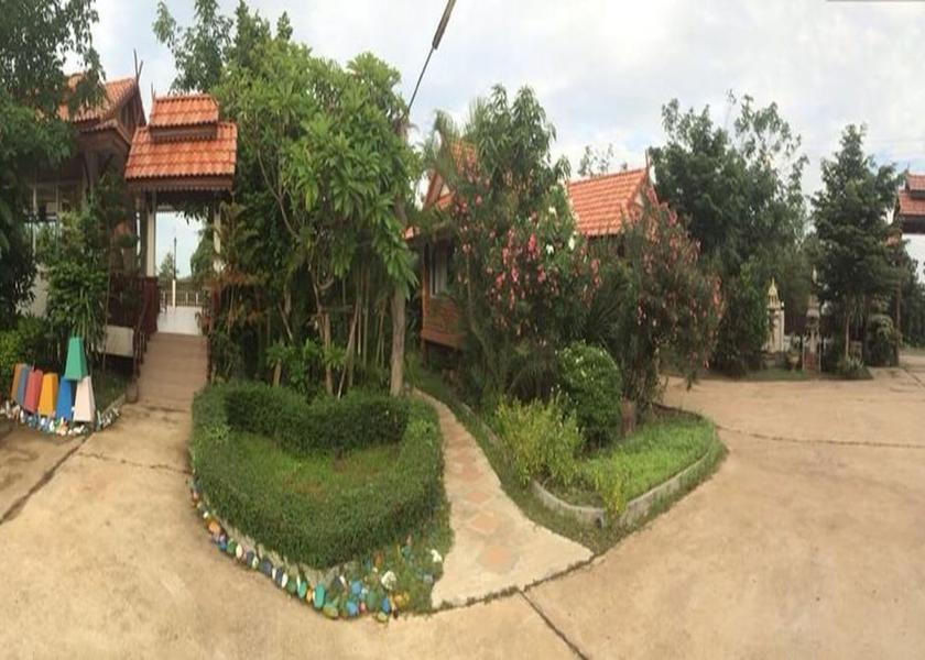 Ubon Ratchathani Pho Sai Exterior Detail
