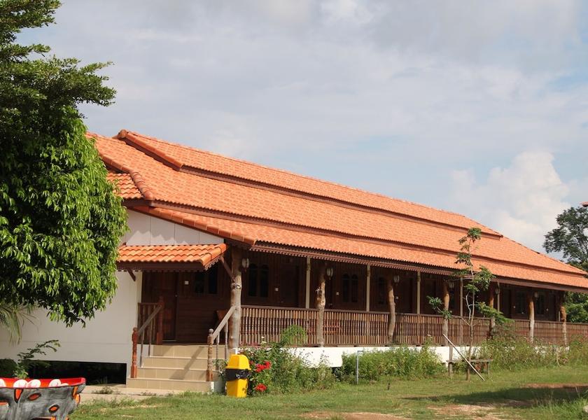 Ubon Ratchathani Pho Sai Porch