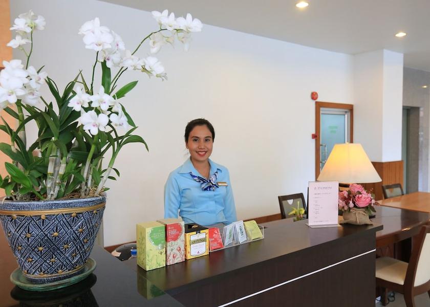 Chonburi Province Si Racha Lobby
