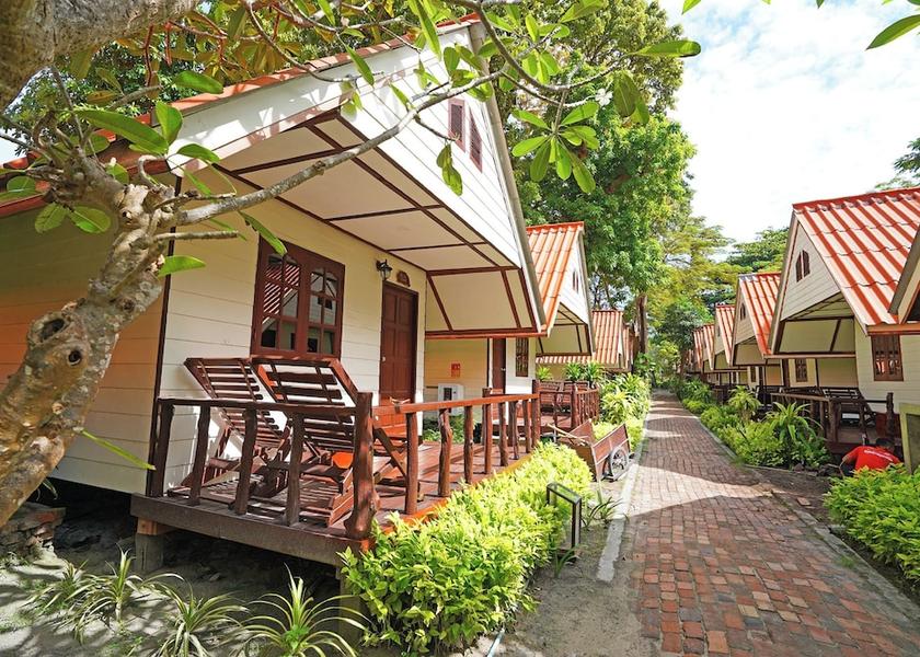 Satun Province Koh Lipe Terrace/patio