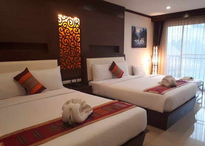 Phuket Choeng Thale Room