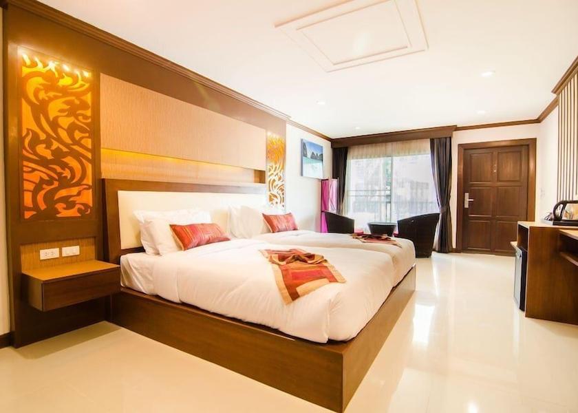 Phuket Choeng Thale Room
