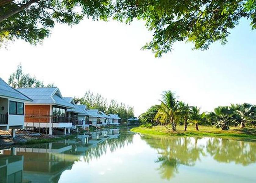 Lamphun Province Lamphun Lake