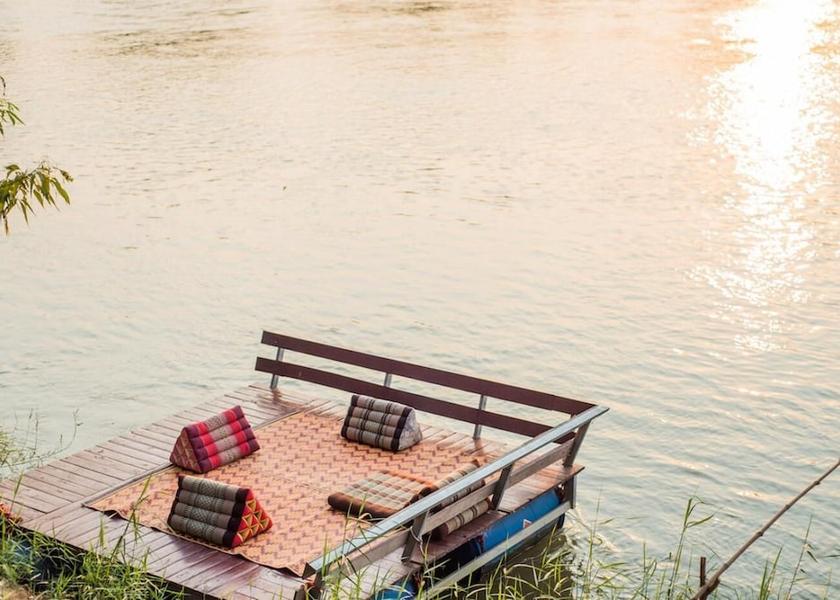 Ratchaburi Ban Pong Beach
