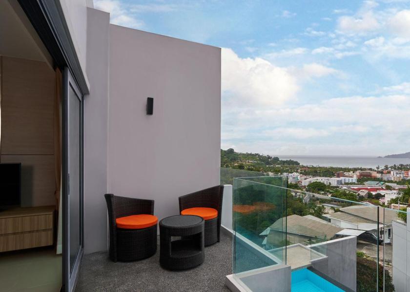 Phuket Patong Duplex Suite Family