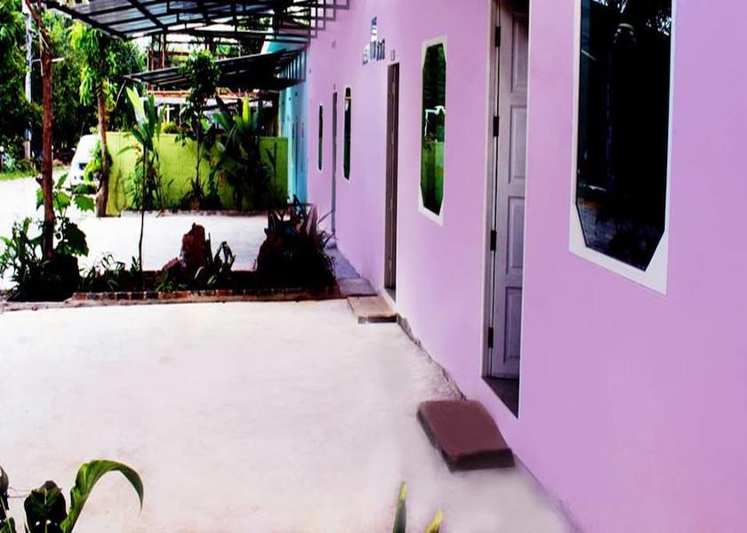 Nakhon Si Thammarat lan saka Exterior Detail