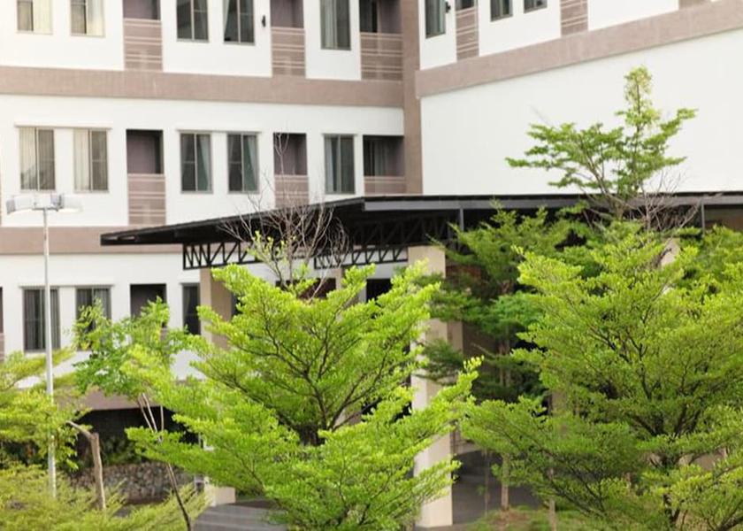 Chonburi Chonburi Exterior Detail
