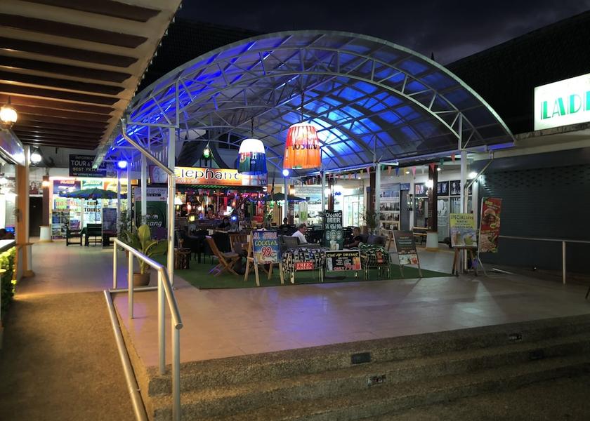 Phang Nga Province Thai Mueang Bar (on property)