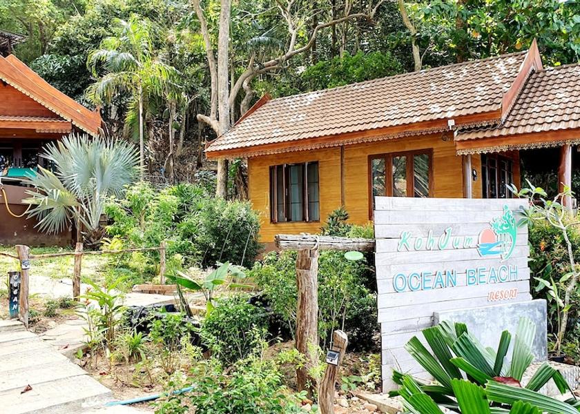 Krabi Province Nuea Khlong Front of property
