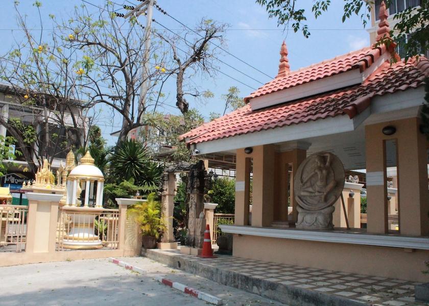 Chonburi Chonburi Facade