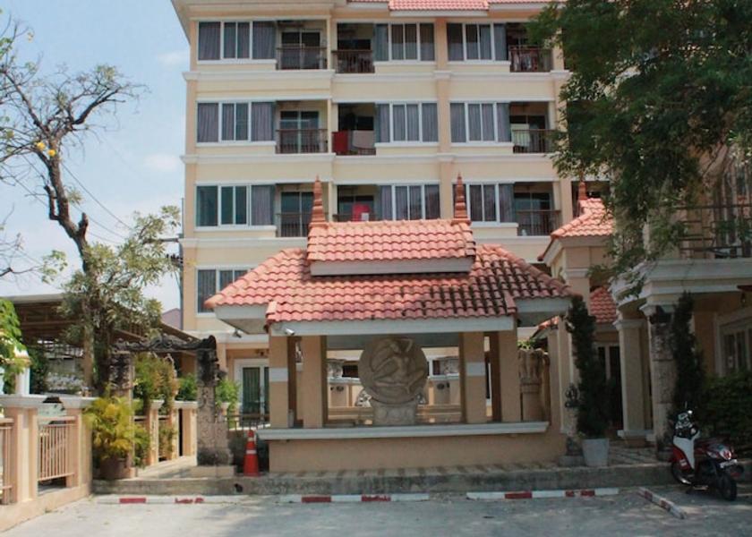 Chonburi Chonburi Facade