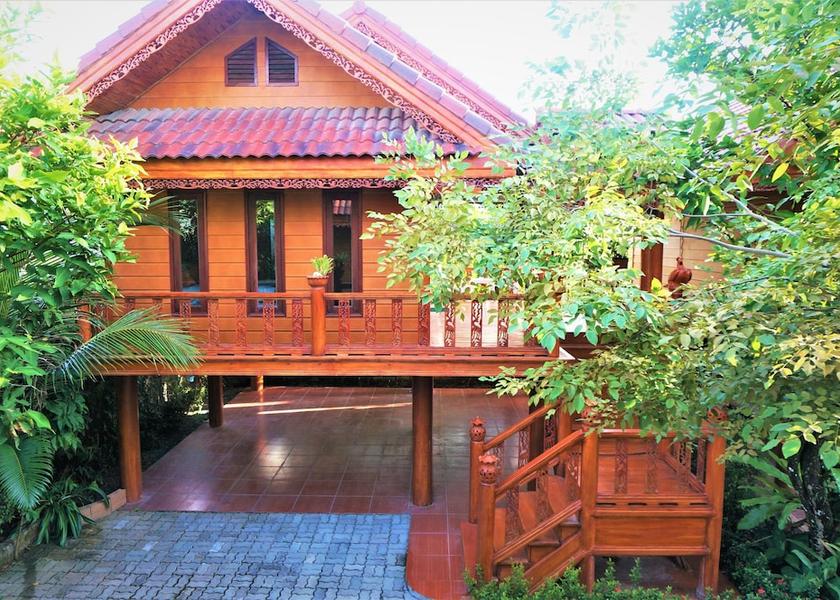 Phuket Sa Khu Exterior Detail