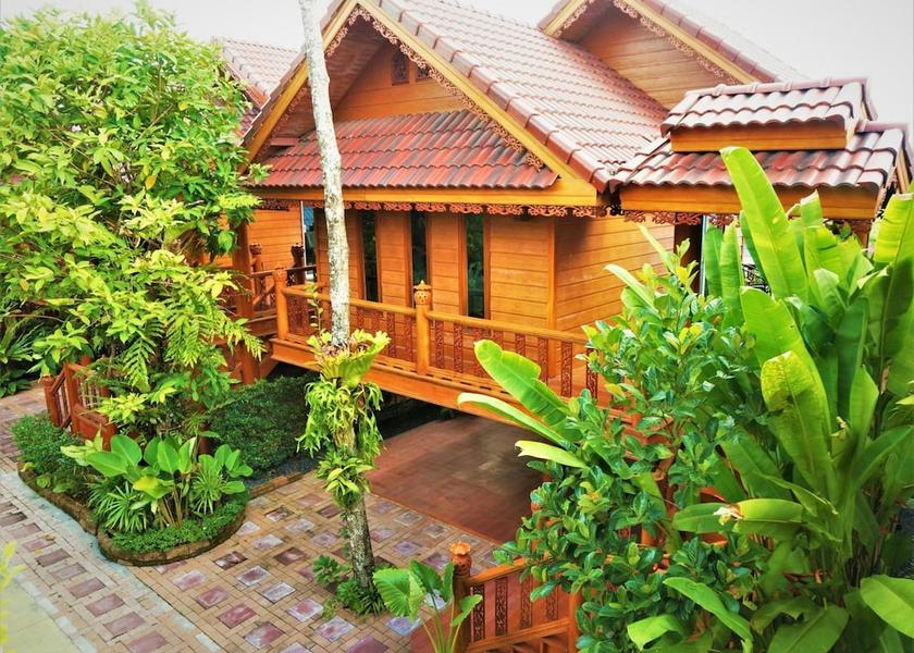 Phuket Province Sa Khu Exterior