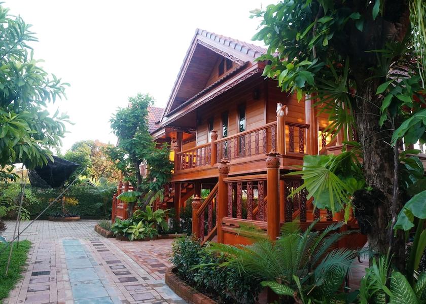 Phuket Sa Khu Exterior Detail