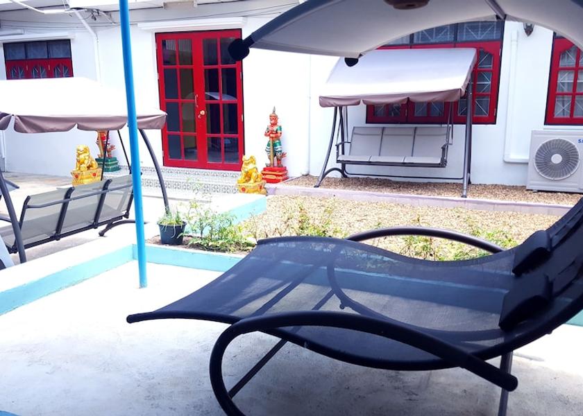Nonthaburi Province Pak Kret Terrace/patio