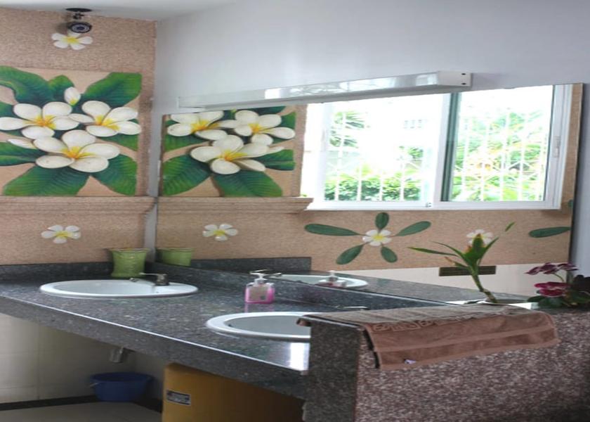 Phetchaburi Province Cha-am Interior Entrance