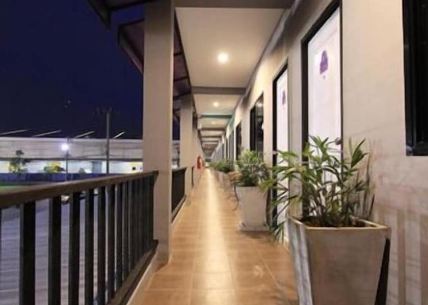 Bangkok Bang Phli Balcony