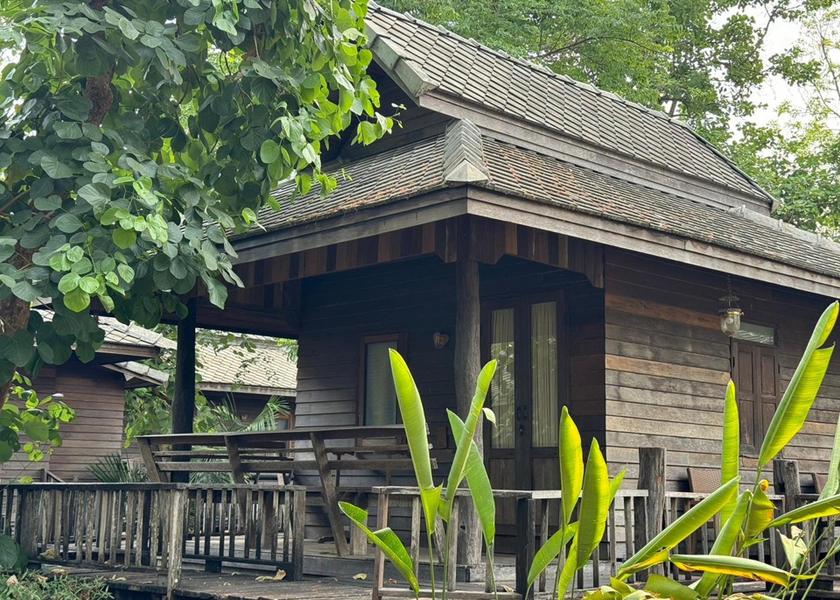 Chiang Mai Province San Kamphaeng view