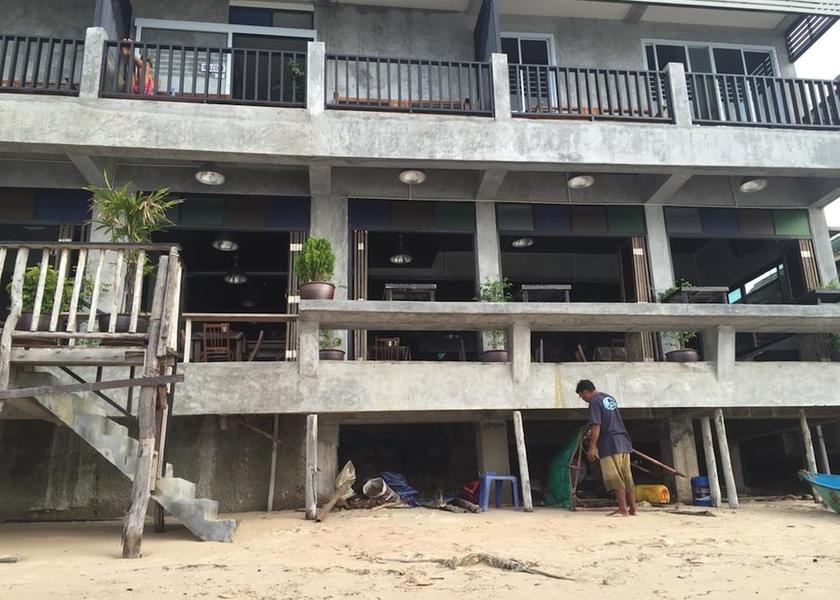 Surat Thani Koh Tao Exterior Detail