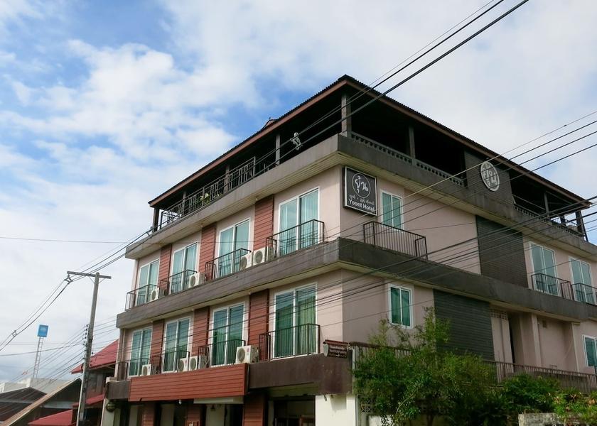 Mae Hong Son Province Khun Yuam Front of property