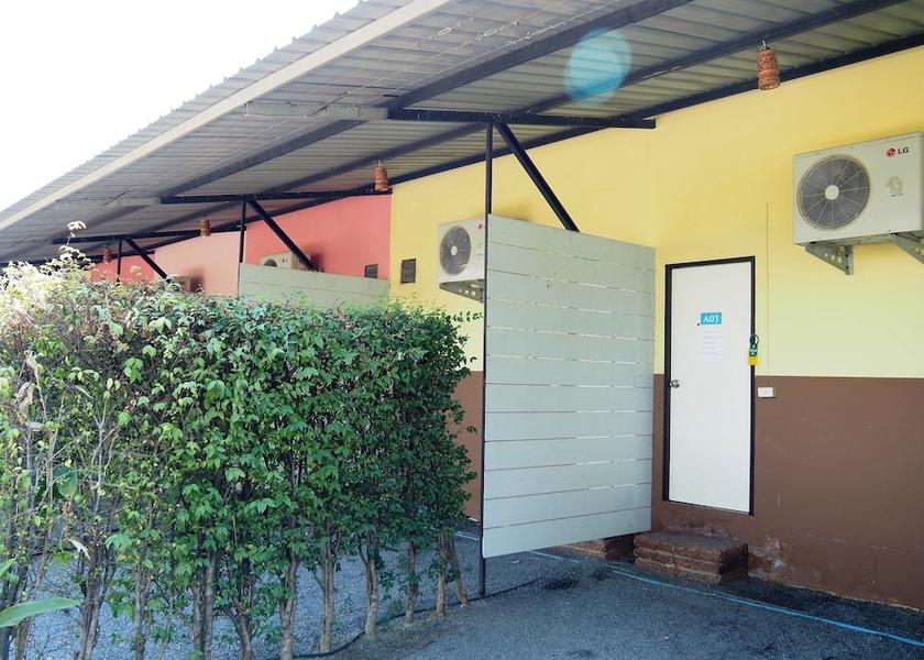 Bangkok Thanyaburi Exterior Detail