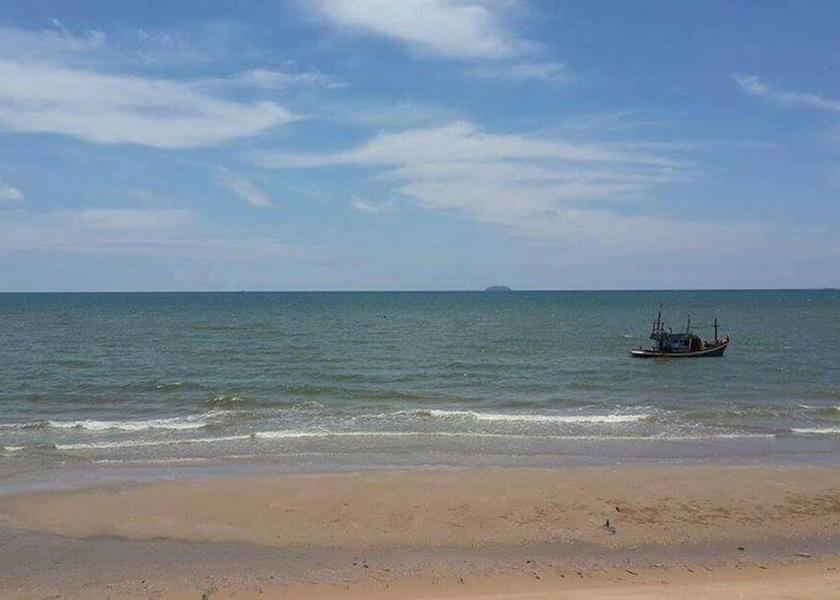 Chonburi Province Sattahip Beach