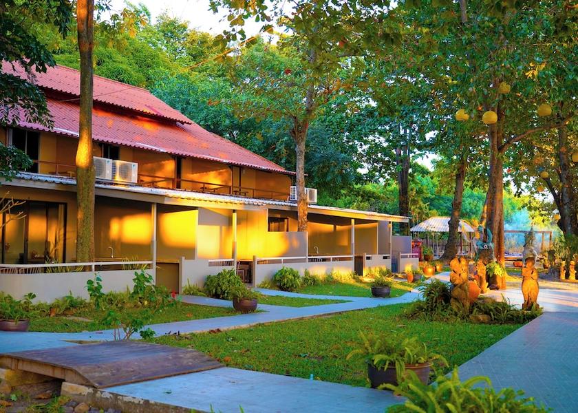 Chanthaburi Province Tha Mai View from room