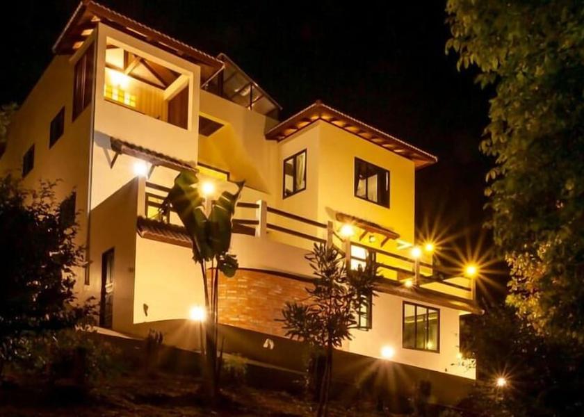 Surat Thani Koh Tao Facade