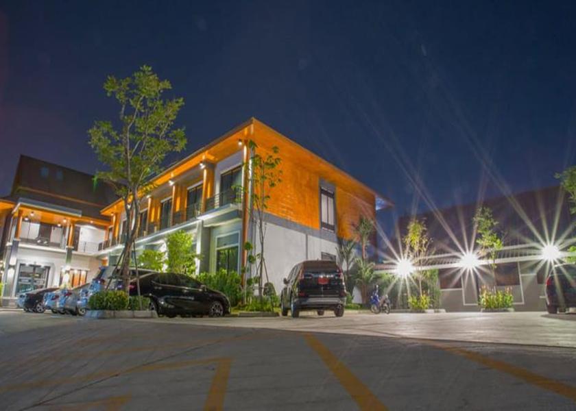 Phitsanulok Province Phitsanulok Parking