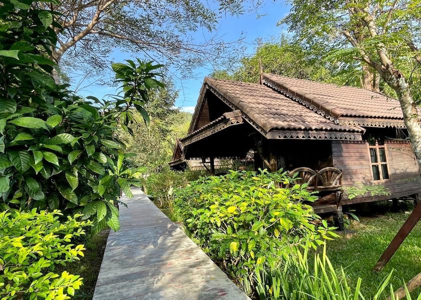 Surat Thani Province Phanom Room