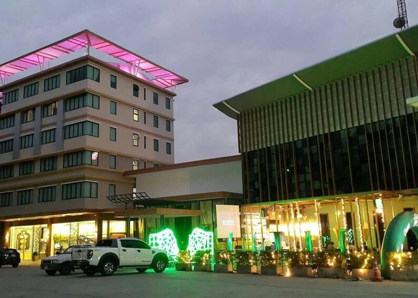 Sisaket Sisaket Facade