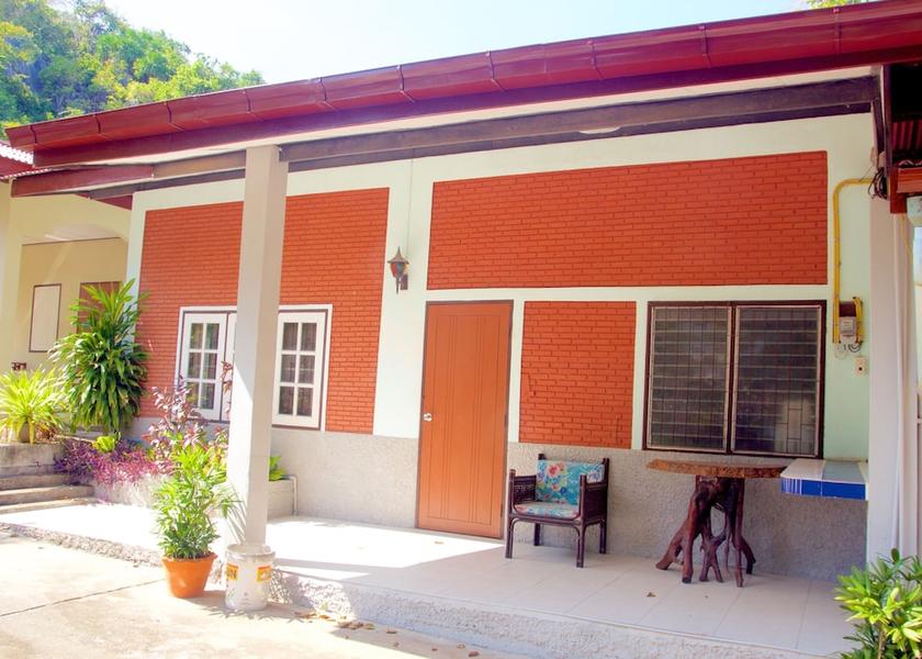 Chonburi Province Ko Sichang Exterior