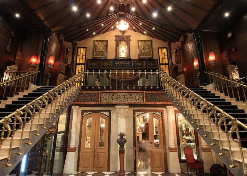 Samut Prakan Province Bang Phli Interior entrance
