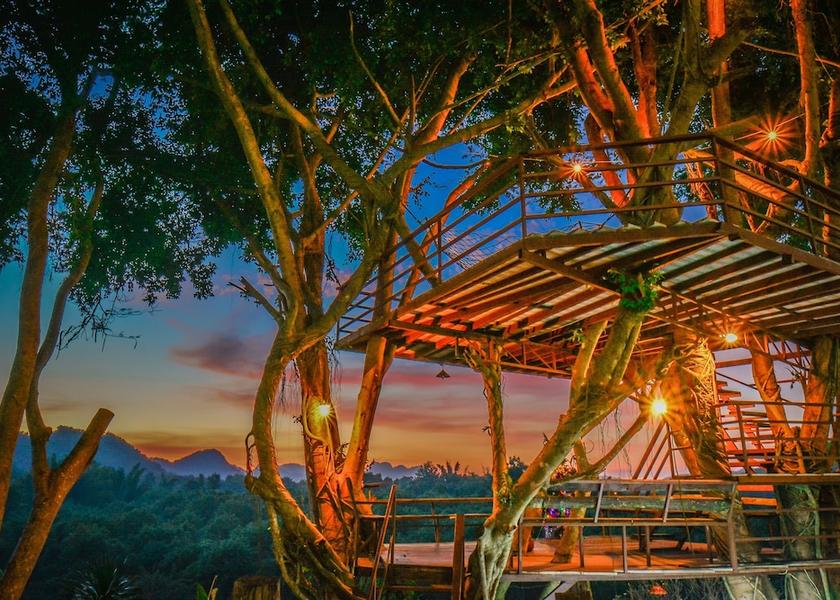 Kanchanaburi Province Sai Yok Exterior Detail