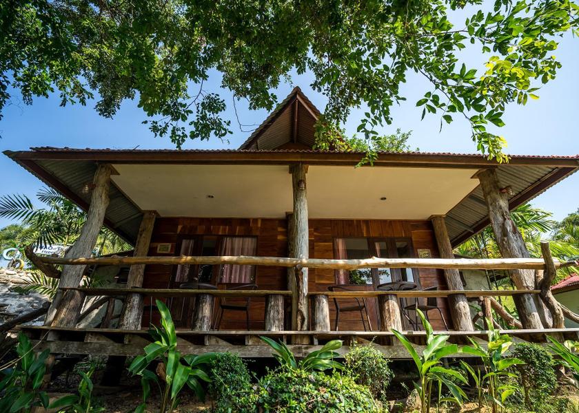 Kanchanaburi Province Sai Yok Bed