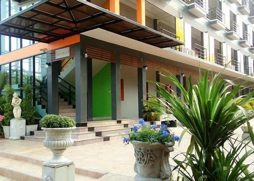 Ubon Ratchathani Province Warin Chamrap Exterior