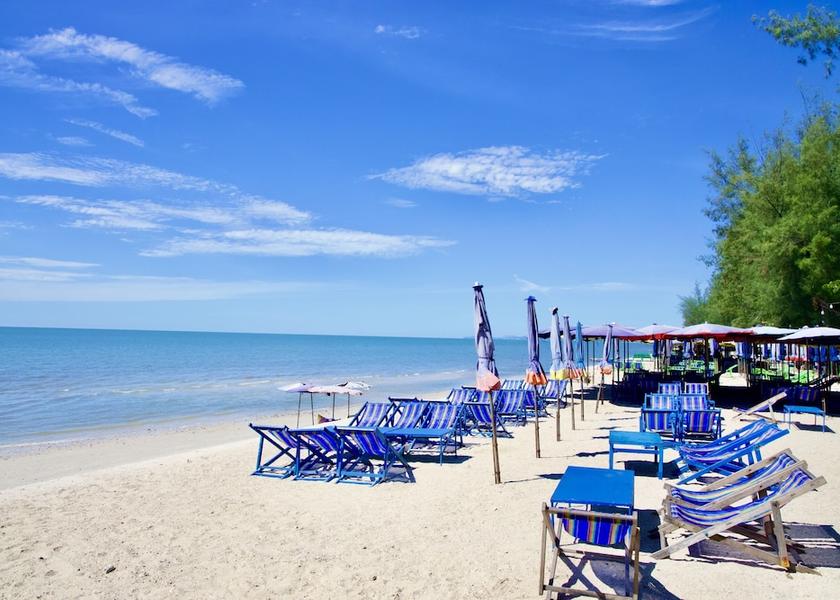 Prachuap Khiri Khan Cha-am Beach