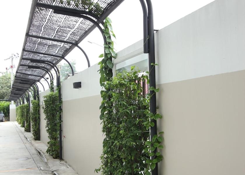 Bangkok Phra Pradaeng Exterior Detail