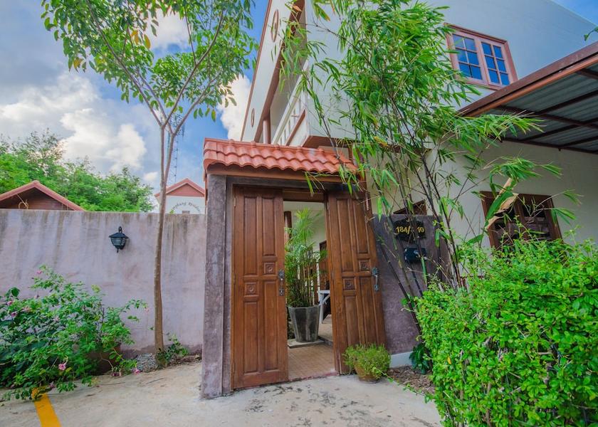 Phuket Province Rawai Property entrance
