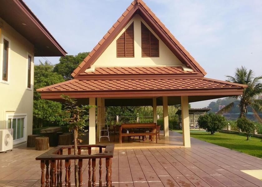 Suphan Buri Province Doem Bang Nang Buat Gazebo
